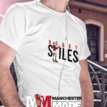 Celebrating Nobby Stiles' Famous Gesture to Fans tshirt
